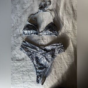 Abercrombie & Fitch Blue and White Leaf Bikini